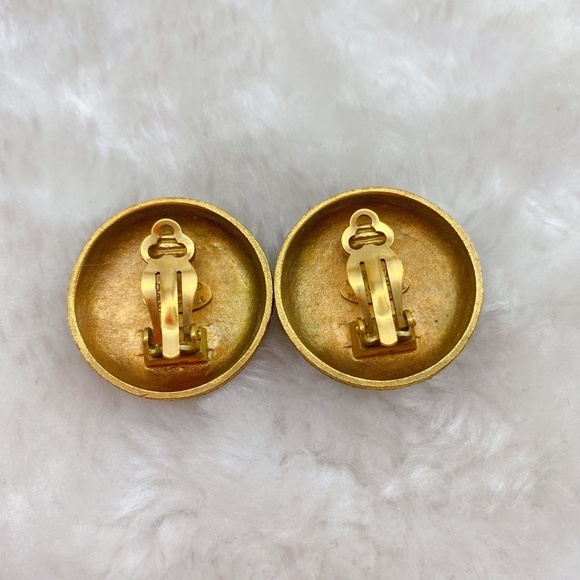 Chanel Vintage Double C Gold Earrings - Picture 7 of 11